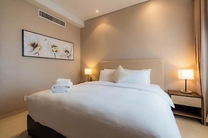 Bluesky Avalon Saigon Center Luxury