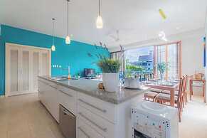 Bluesky Avalon Saigon Center Luxury