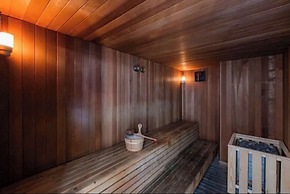 Bluesky Avalon Saigon Center Luxury