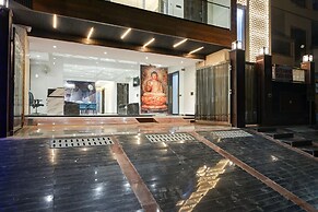 Suite Grand Plaza Noida