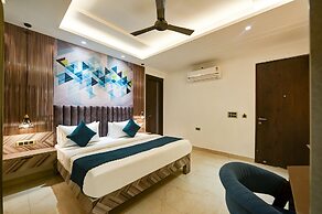 Suite Grand Plaza Noida