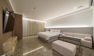 HOTEL THE ART UIWANG