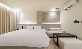 HOTEL THE ART UIWANG