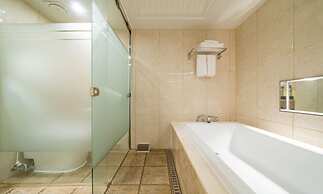 HOTEL THE ART UIWANG