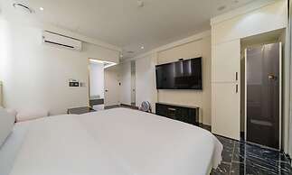 HOTEL THE ART UIWANG