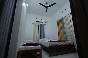 Wildmist Homestay Erumely
