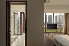 CR Concept Metropole High-end Apartment