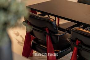 CR Concept Metropole High-end Apartment