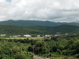 Cloud9 Sarovar Premiere