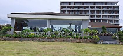 Cloud9 Sarovar Premiere