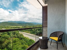 Cloud9 Sarovar Premiere