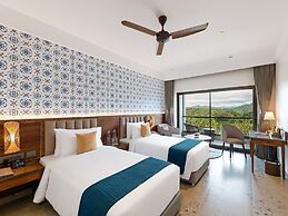 Cloud9 Sarovar Premiere