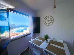 Your Little House in Caleta