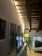 Duplex Loft And Home Office 140m2 Plus a 70m2 Terrace