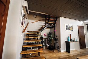 Duplex Loft And Home Office 140m2 Plus a 70m2 Terrace