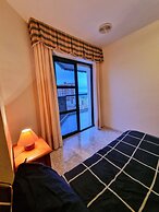 Dream Corner Facing the Sea