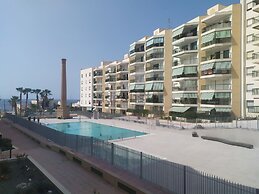 Dream Corner Facing the Sea