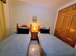 Dream Corner Facing the Sea