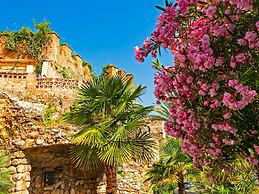 2 Bed Gf Apt Near Puerto Banus