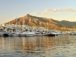 2 Bed Gf Apt Near Puerto Banus