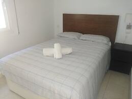 2 Bed Gf Apt Near Puerto Banus