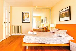 Just 10 Minutes From Sitges, House With Private Garden and Pool-