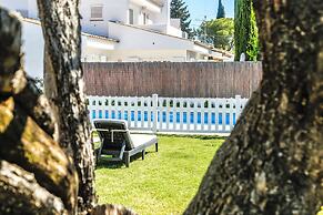 Just 10 Minutes From Sitges, House With Private Garden and Pool-