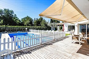 Just 10 Minutes From Sitges, House With Private Garden and Pool-