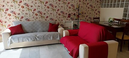 Beautiful 2 Bedroom Penthouse