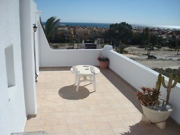 Impressive Apartment With Terrace and two Rooms, AC and Pool