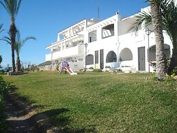 Impressive Apartment With Terrace and two Rooms, AC and Pool