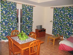 Impressive Apartment With Terrace and two Rooms, AC and Pool