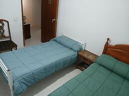 Room-private Double Room in Toledo