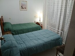 Room-private Double Room in Toledo