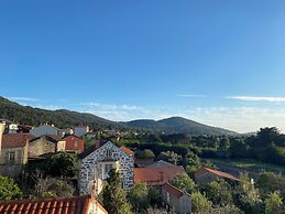 Relax in Comfort at Charming 3-bedroom Vacation Home in Vilar España C