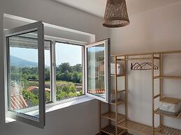 Relax in Comfort at Charming 3-bedroom Vacation Home in Vilar España C