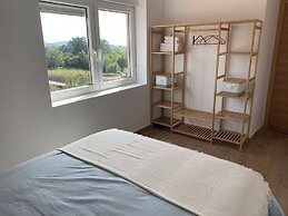 Relax in Comfort at Charming 3-bedroom Vacation Home in Vilar España C