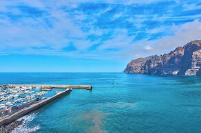 Los Gigantes Sea View