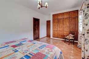 Beautiful Arianny House With Pool