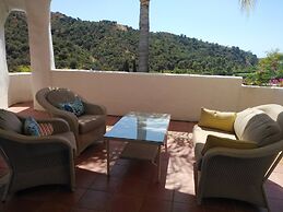 Tranquil 3 Bed Apt In La Quinta Close To Golf