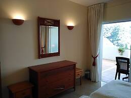 Tranquil 3 Bed Apt In La Quinta Close To Golf