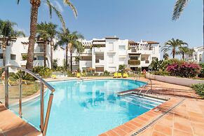 Avalon Apt Costalita Close To The Beach And Golf