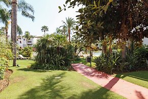 Avalon Apt Costalita Close To The Beach And Golf