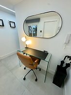 Dalí's Sanctuary in Granada Private Parking Free