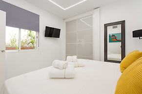 Dalí's Sanctuary in Granada Private Parking Free