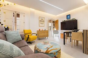 Dalí's Sanctuary in Granada Private Parking Free