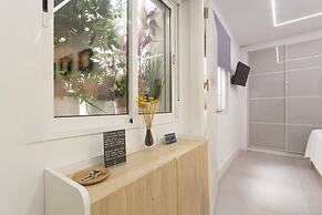 Dalí's Sanctuary in Granada Private Parking Free