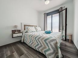 Modern Two Bedroom Apartment With Pool