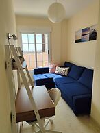 Charming Three Bedrooms Apartment With Seaview