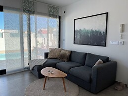 Luxury Three Bedroom Villa With Private Pool and Rooftop Solarium